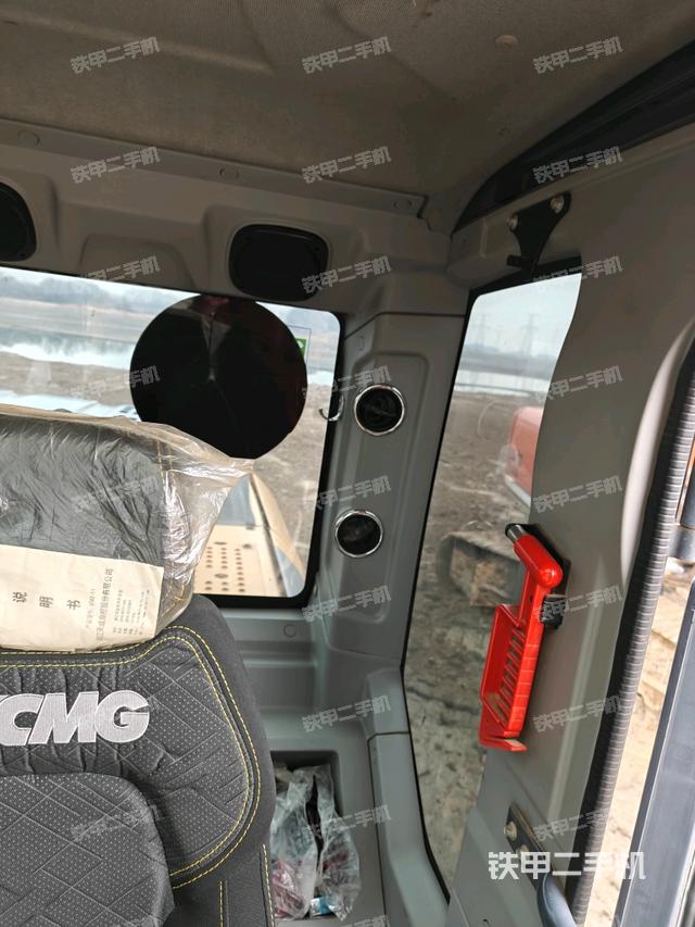 后窗玻璃角標(biāo)（駕駛室部分）