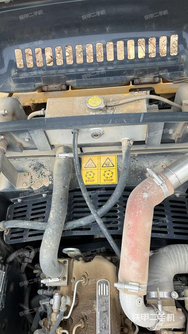 水箱+風(fēng)扇特寫(上車部件) 水箱+風(fēng)扇特寫(上車部件)