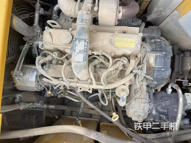 發(fā)動(dòng)機(jī)室(上車部件) 發(fā)動(dòng)機(jī)室(上車部件)