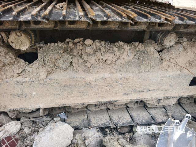 左側(cè)行走馬達(dá)蓋板（行走機(jī)構(gòu)）