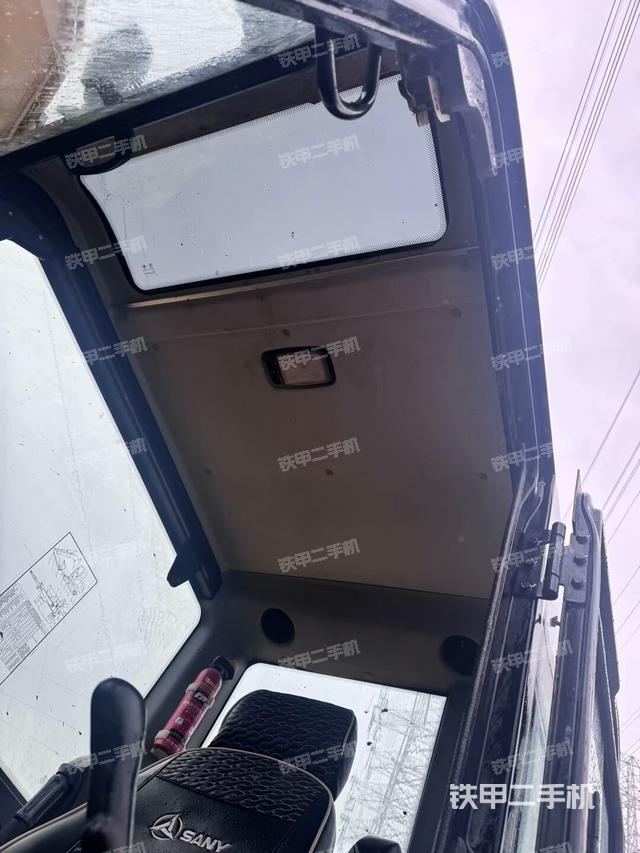 后窗玻璃角標(biāo)（駕駛室部分）