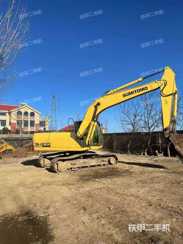 整機(jī)右后45°(整機(jī)外觀) 整機(jī)右后45°(整機(jī)外觀)