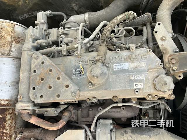 發(fā)動(dòng)機(jī)整體俯視（整機(jī)外觀(guān)）