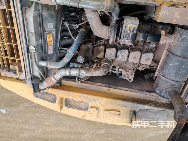發(fā)動機(jī)整體俯視(整機(jī)外觀) 發(fā)動機(jī)整體俯視(整機(jī)外觀)