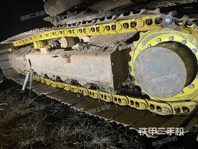 單側(cè)履帶整體（整機(jī)外觀）