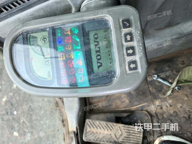 駕駛室左前45度（駕駛室部分）