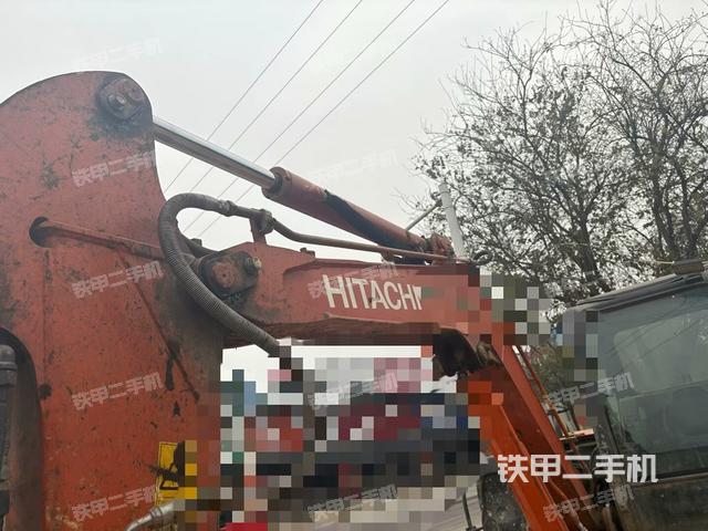 小臂整體左后(工作和回轉(zhuǎn)裝置) 小臂整體左后(工作和回轉(zhuǎn)裝置)