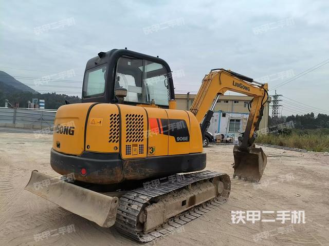 整机右后45°（整机外观）