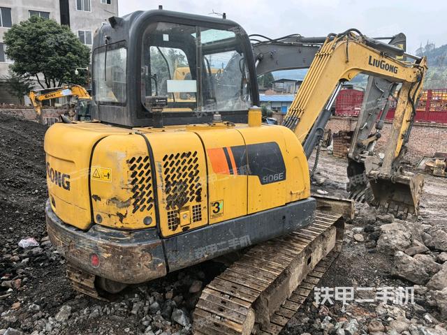 右后45(整機(jī)外觀) 右后45(整機(jī)外觀)