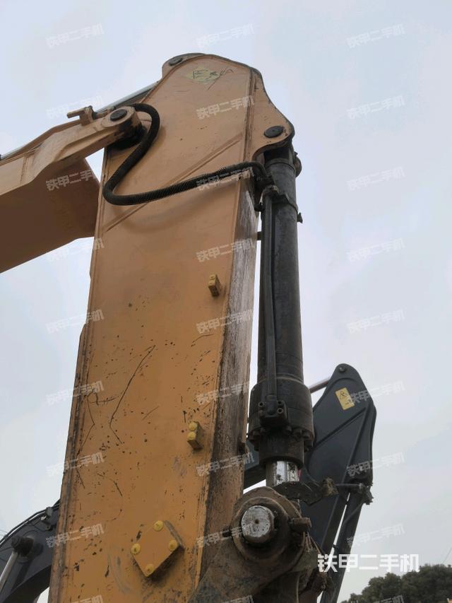 小臂整體左后（工作和回轉(zhuǎn)裝置）