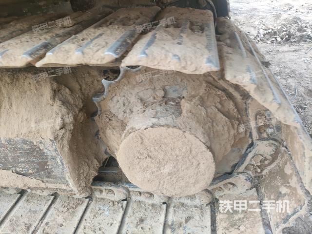 右驅(qū)動輪(行走機構(gòu)) 右驅(qū)動輪(行走機構(gòu))