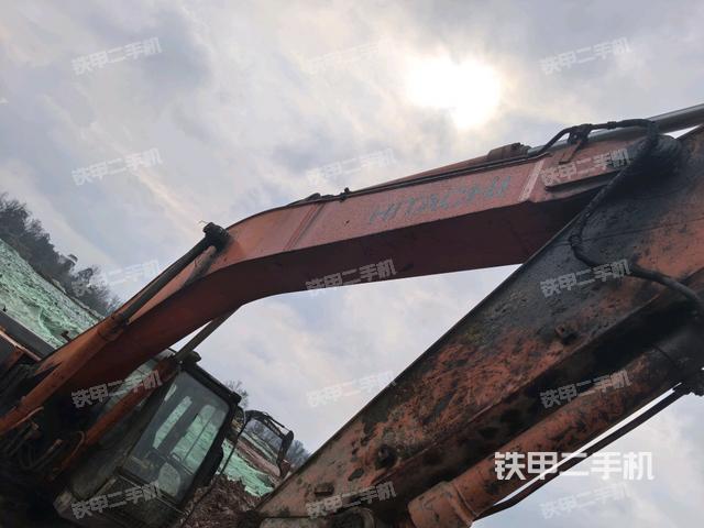 大臂根部?斜視(工作和回轉裝置) 大臂根部?斜視(工作和回轉裝置)