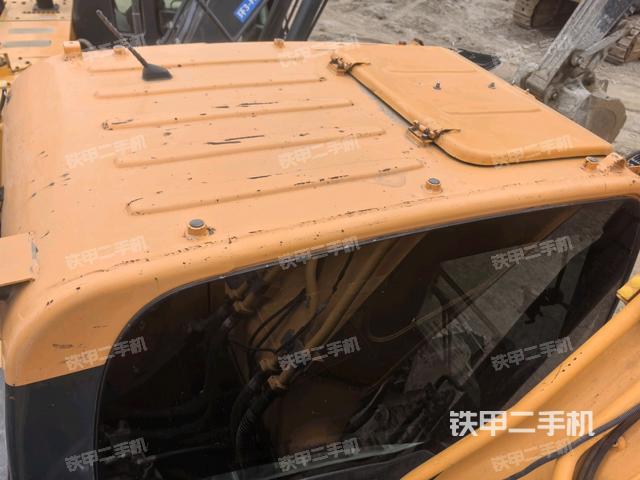 駕駛室頂部俯視（上車部件）