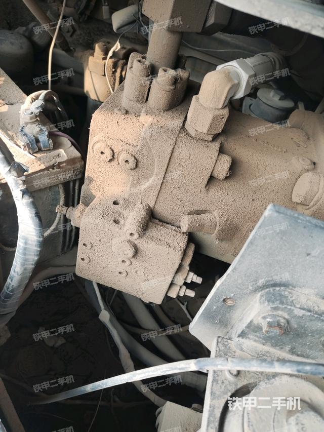 液壓泵室(大件艙室) 液壓泵室(大件艙室)