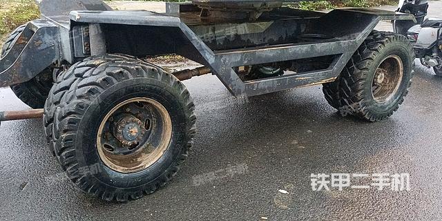 单侧履带整体（整机外观）