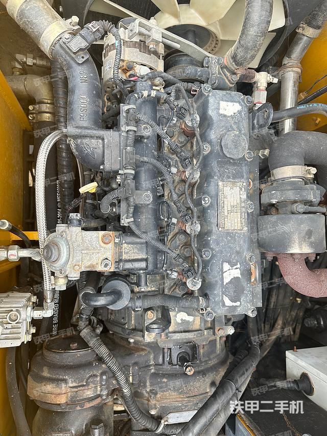 发动机整体俯视（整机外观）