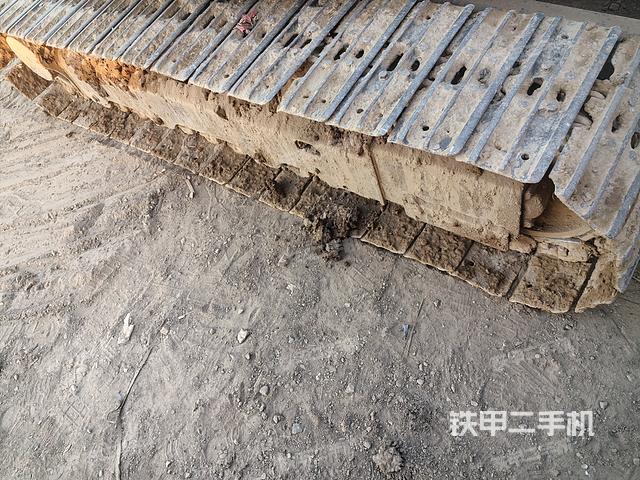 单侧履带整体（整机外观）