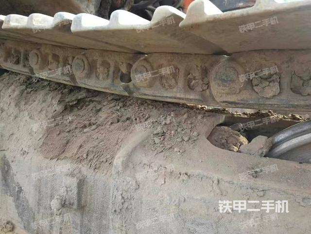 单侧履带整体（整机外观）