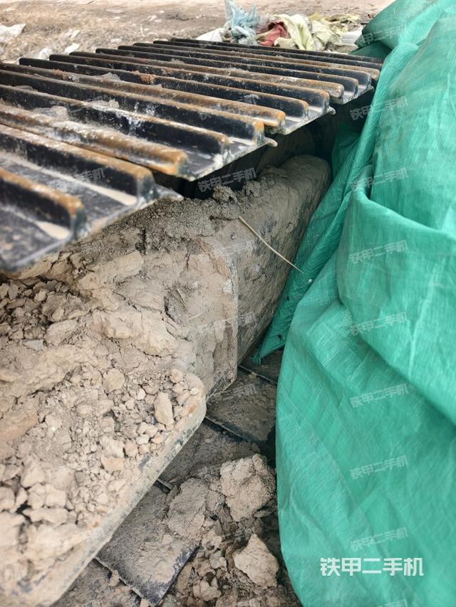 左托鏈輪和鏈筋（行走機(jī)構(gòu)）