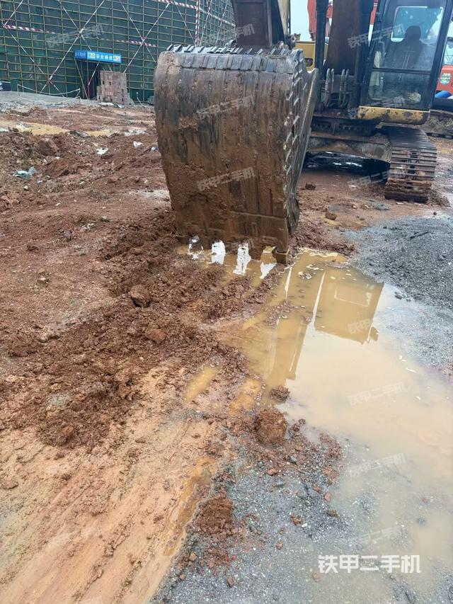 駕駛室正側(cè)（駕駛室部分）