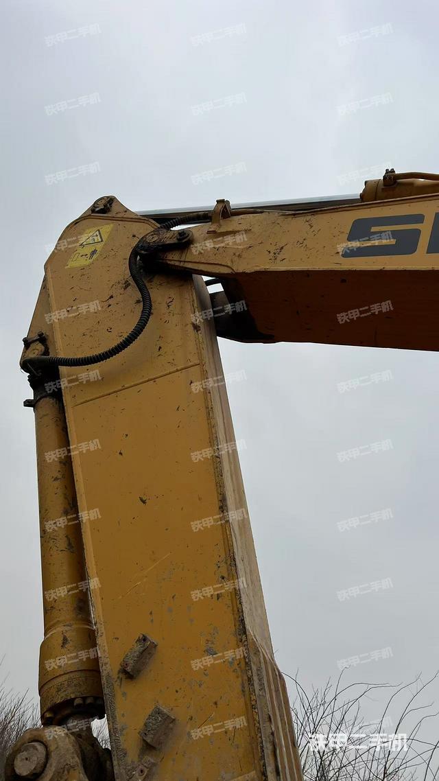 小臂整體左后（工作和回轉(zhuǎn)裝置）