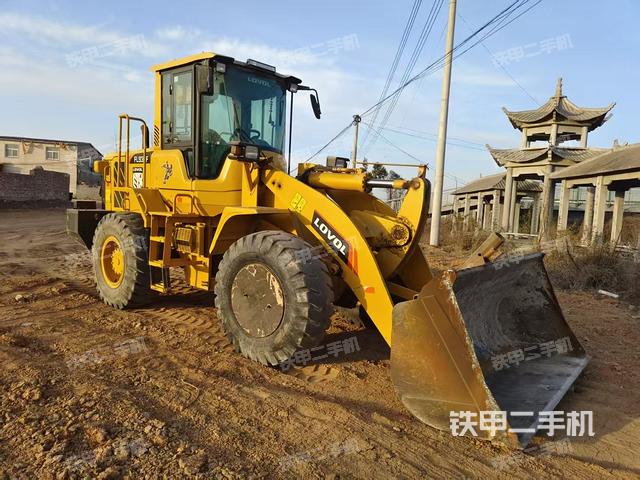 駕駛室操作臺（整機外觀及大件）