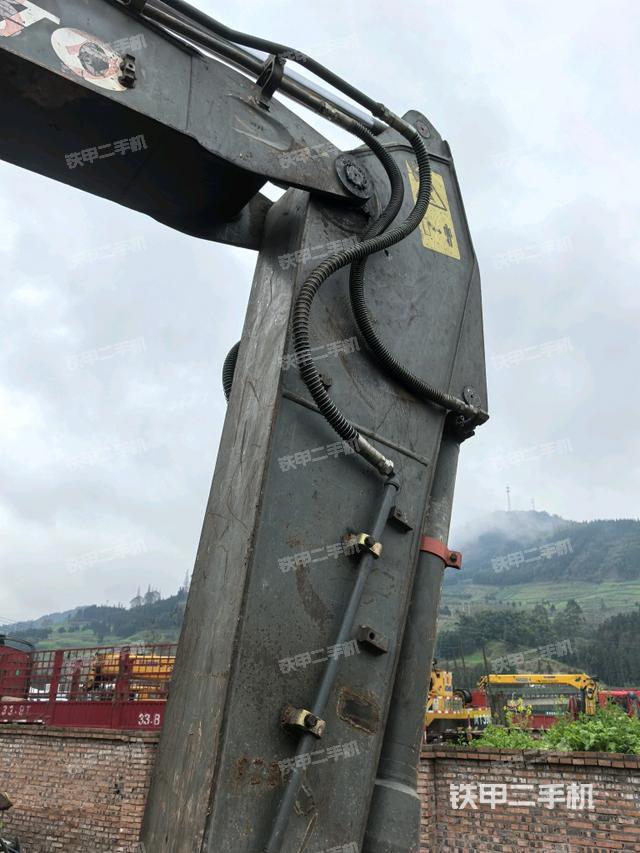 大臂根部?斜視（工作和回轉(zhuǎn)裝置）