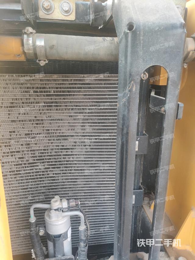 散熱器室(大件艙室) 散熱器室(大件艙室)