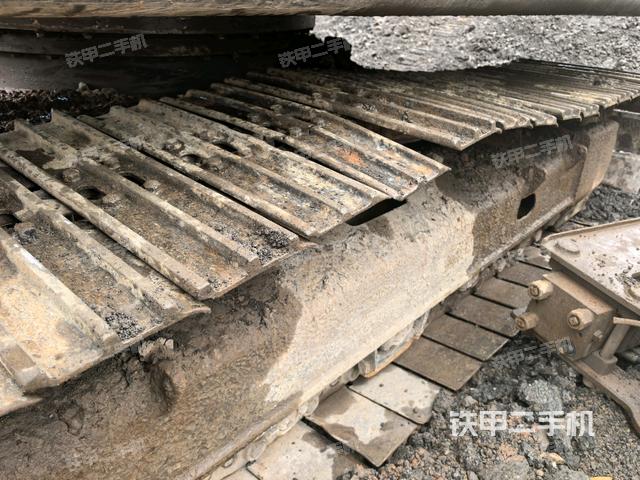 左側(cè)行走馬達(dá)蓋板（行走機(jī)構(gòu)）