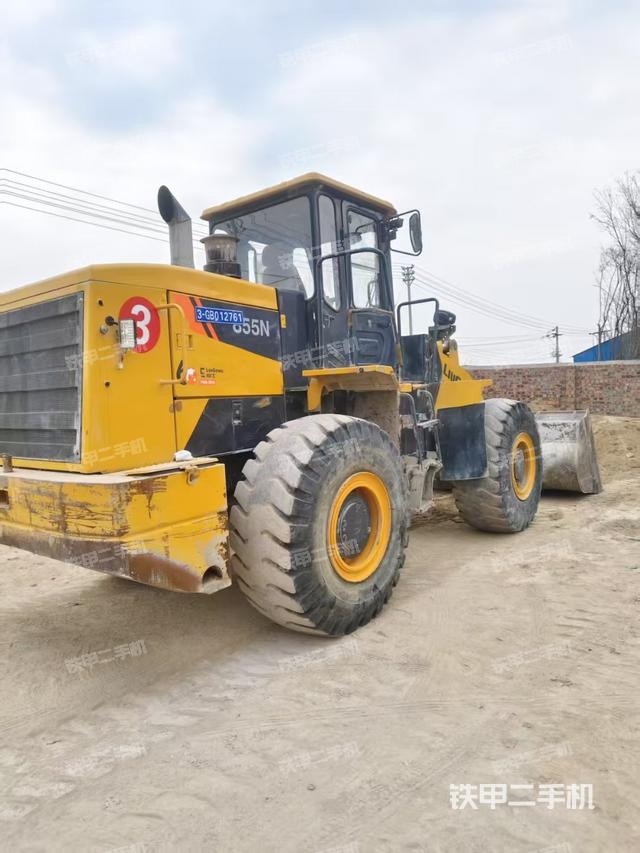 駕駛室操作臺（整機(jī)外觀及大件）