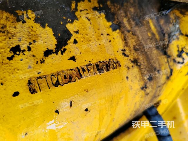 小臂整體右前（工作和回轉(zhuǎn)裝置）