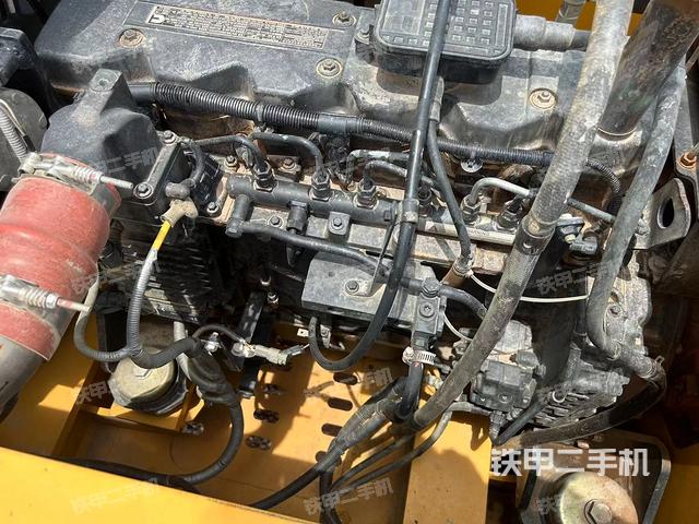 發(fā)動(dòng)機(jī)整體俯視（整機(jī)外觀）