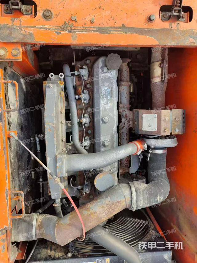 发动机整体俯视（整机外观）