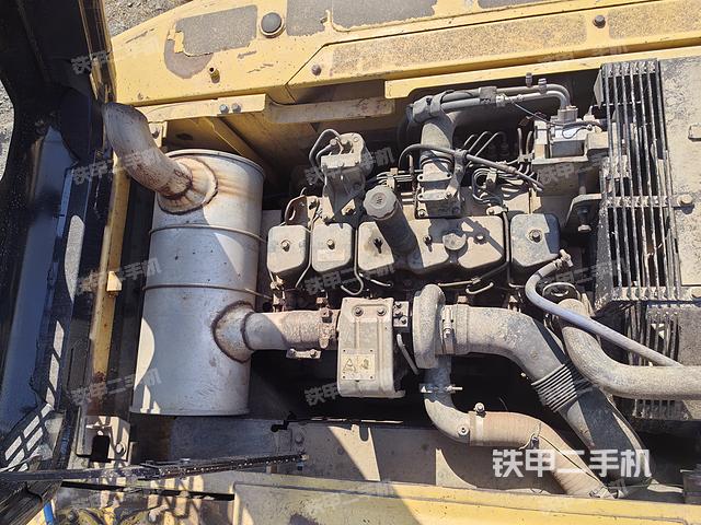 發(fā)動(dòng)機(jī)整體俯視(整機(jī)外觀) 發(fā)動(dòng)機(jī)整體俯視(整機(jī)外觀)