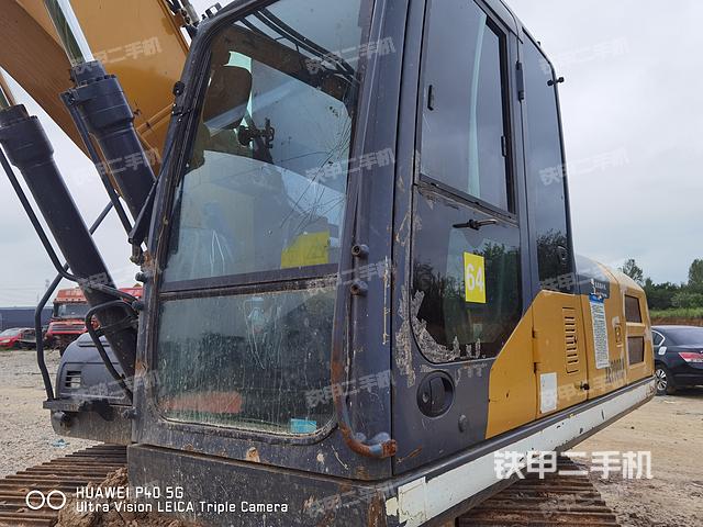 驾驶室整体（整机外观）