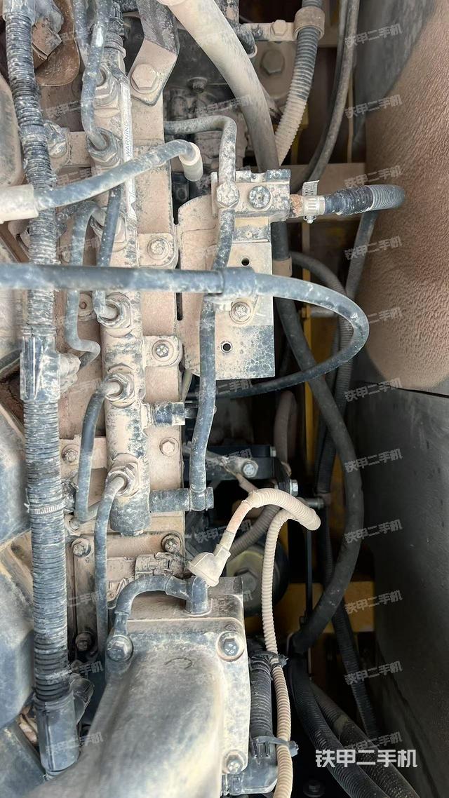 氣門室蓋螺絲特寫(xiě)(上車部件) 氣門室蓋螺絲特寫(xiě)(上車部件)