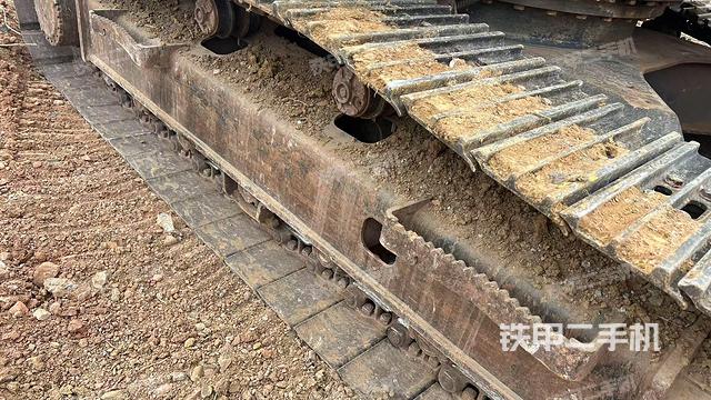 左托鏈輪和鏈筋(行走機(jī)構(gòu)) 左托鏈輪和鏈筋(行走機(jī)構(gòu))