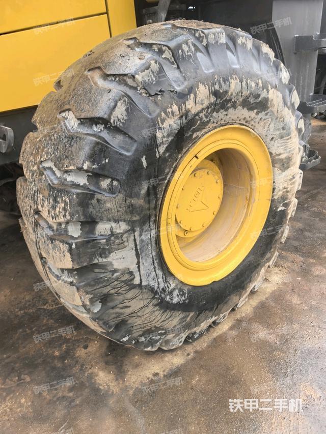 左后輪(行走機(jī)構(gòu)) 左后輪(行走機(jī)構(gòu))