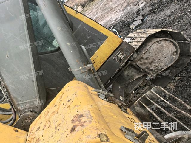 小臂整體右前（工作和回轉(zhuǎn)裝置）