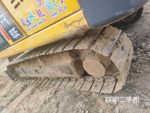 右側(cè)履帶整體?(行走機構(gòu)) 右側(cè)履帶整體?(行走機構(gòu))