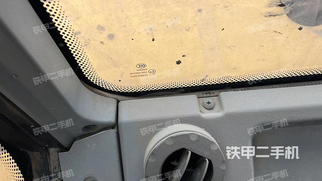 后窗玻璃角標(biāo)(駕駛室部分) 后窗玻璃角標(biāo)(駕駛室部分)
