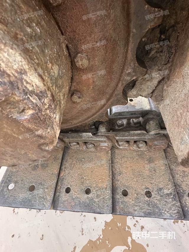 单侧履带整体（整机外观）