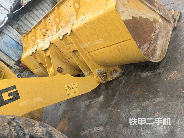 鏟斗前45°(工作裝置) 鏟斗前45°(工作裝置)