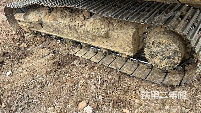 左側(cè)履帶整體?（行走機(jī)構(gòu)）