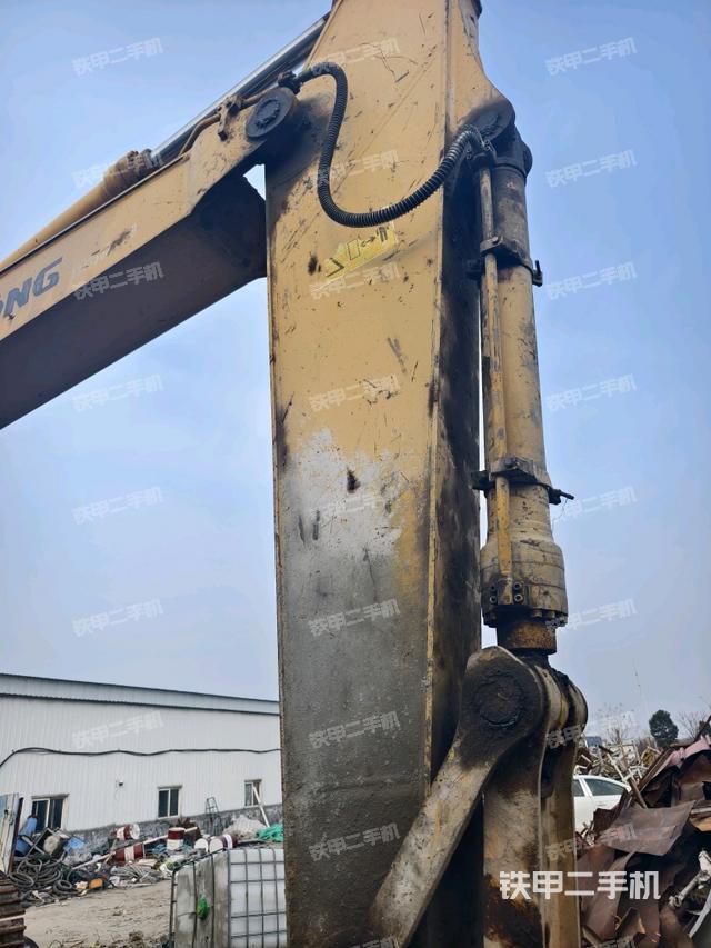 小臂整體右前（工作和回轉(zhuǎn)裝置）