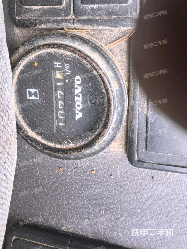 駕駛室左后45度（駕駛室部分）