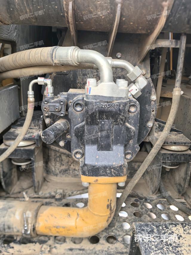 液壓泵室（大件艙室）