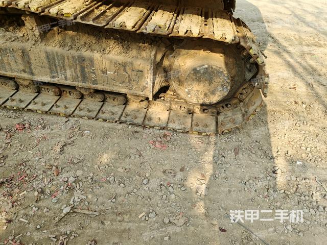 左側(cè)行走馬達(dá)蓋板（行走機(jī)構(gòu)）