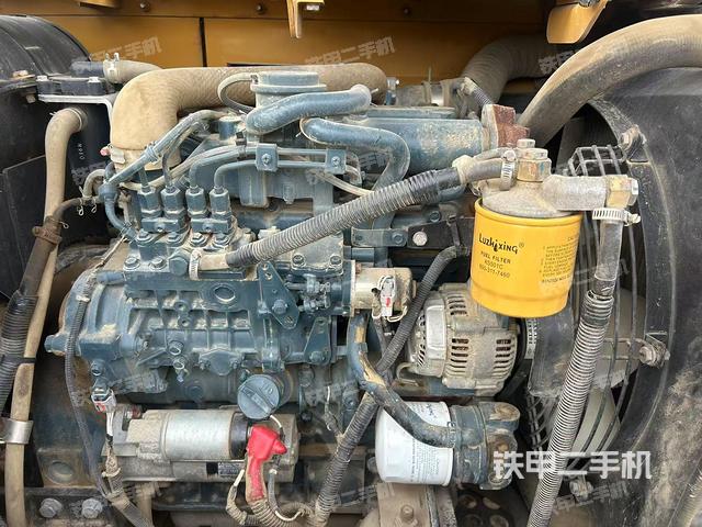 发动机整体俯视（整机外观）