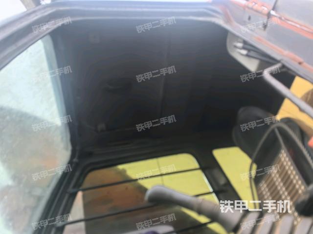 頂棚整體(駕駛室部分) 頂棚整體(駕駛室部分)